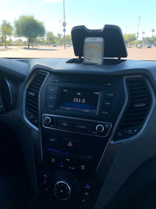 I could not figure out what this pocket was for... it fit a phone if you mashed it into position. Great to see Google maps to navigate the MASSIVE city of Phoenix.
